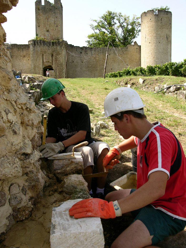 REMPART: Volunteers for Saving Heritage, Paris FRANCE